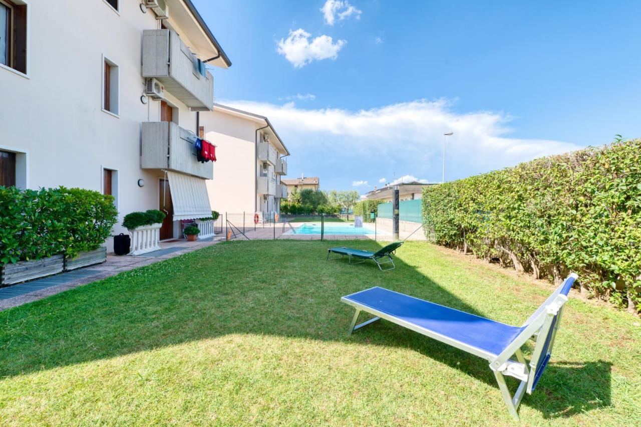 Wolf House - Sirmione Holiday Экстерьер фото
